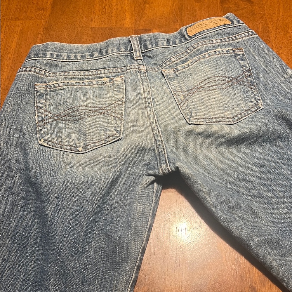 Y2K Abercrombie Low-Rise Cropped Jeans Size 4 - Picture 3 of 16